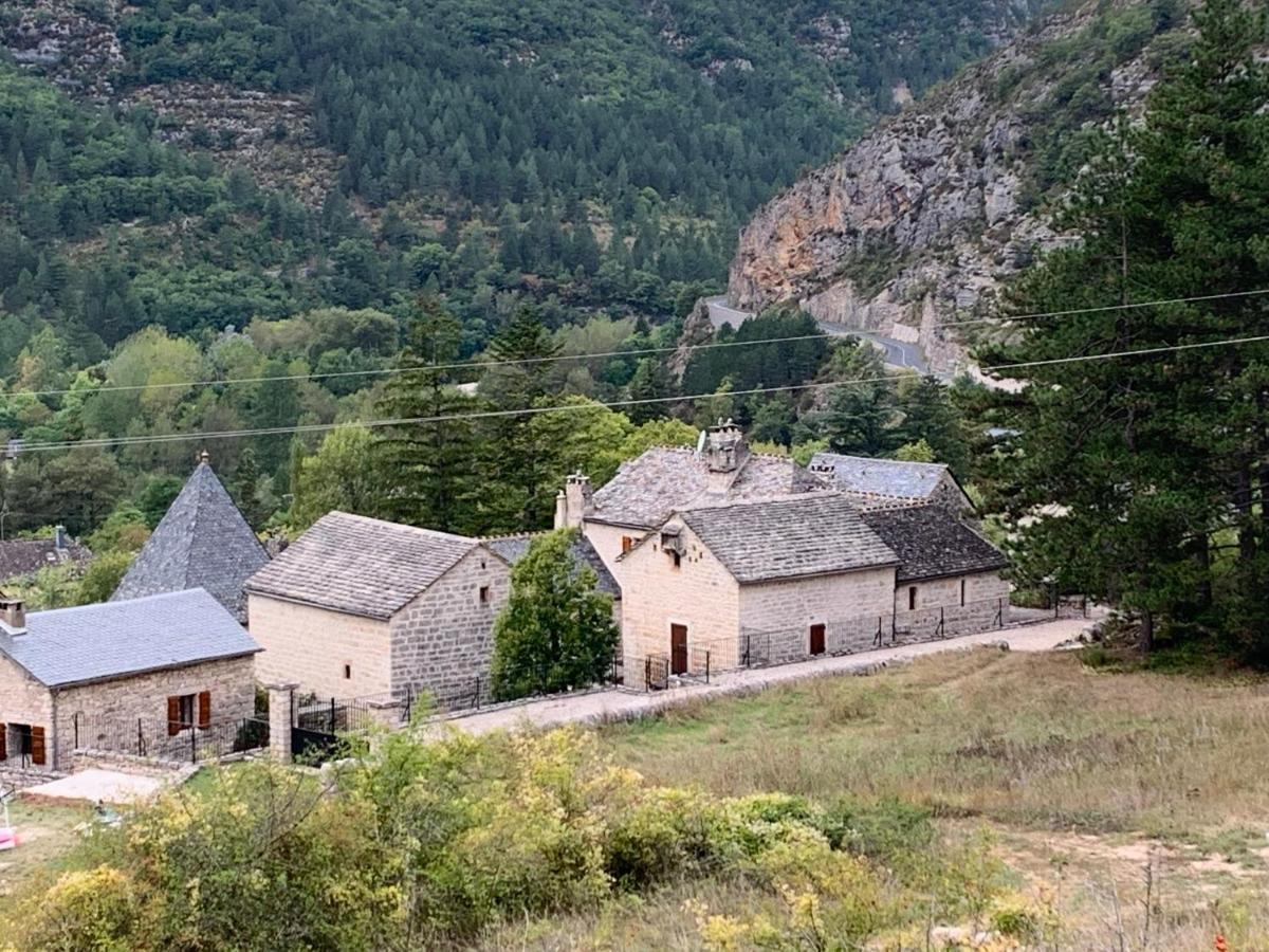 Chambre voûtée avec Bain Finlandais privé Manoir Du Charme Gorges Du Tarn Causses Quezac  Esterno foto