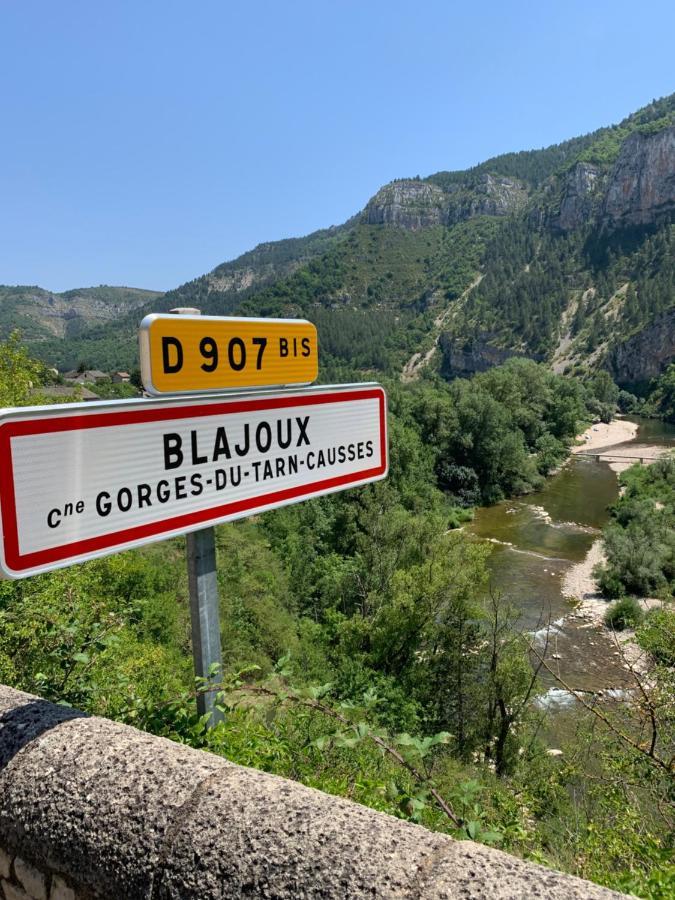 Chambre voûtée avec Bain Finlandais privé Manoir Du Charme Gorges Du Tarn Causses Quezac  Esterno foto